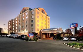 Fairfield Inn & Suites Woodbridge